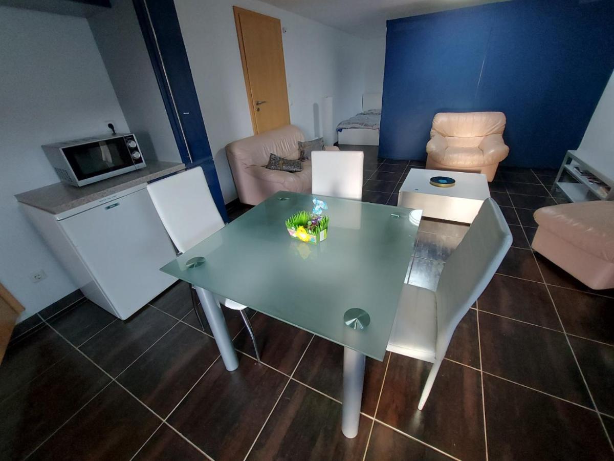 Lovely Appartment With Private Patio And Private Entrance In Luxembourg 60M2 Saeul 外观 照片